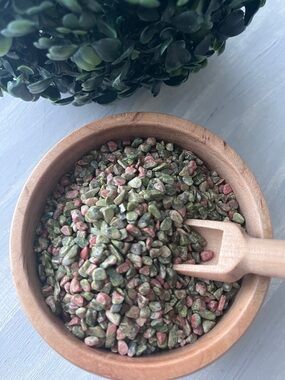 Unakite chips